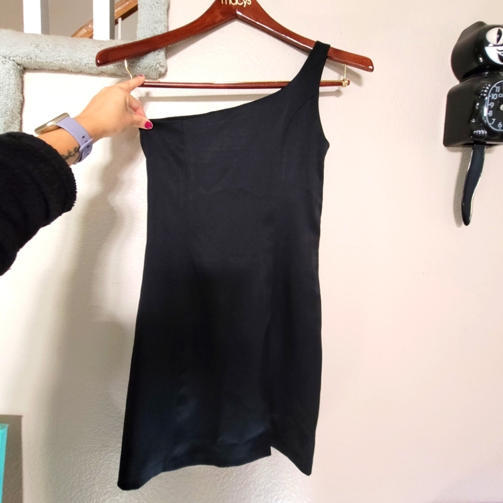 Lbd satin